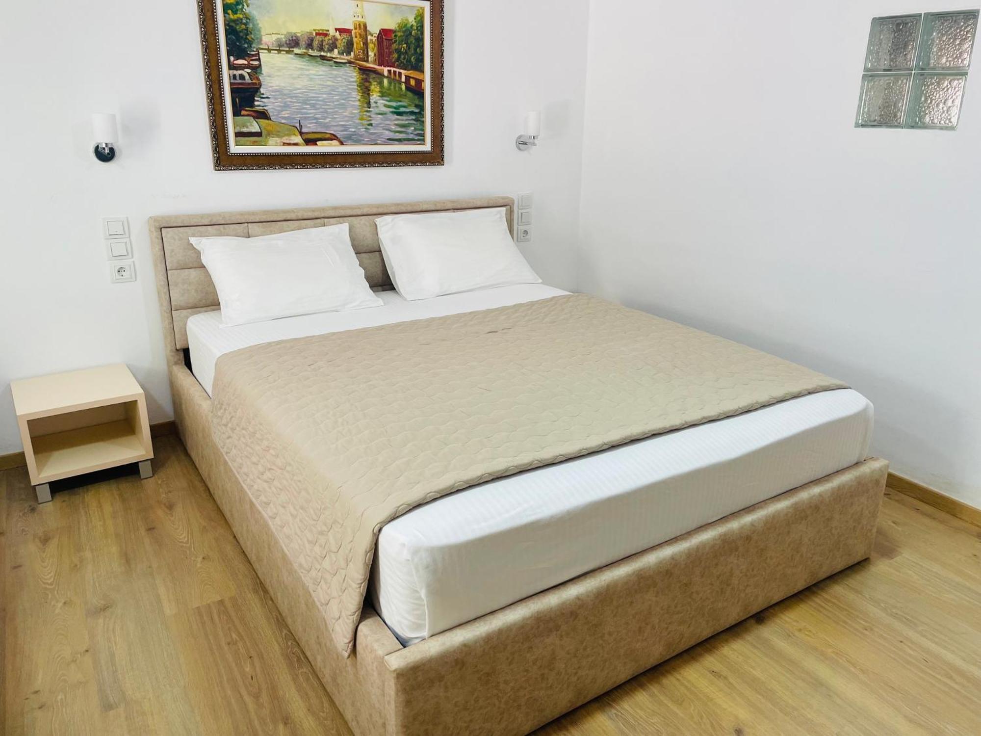 Guesthouse Near The Castle Of Himare Exterior foto